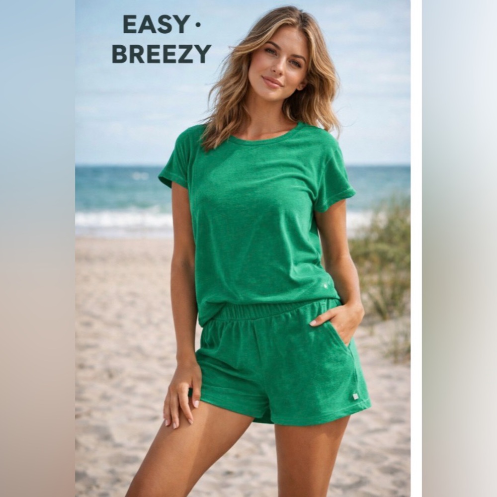 Juicy Couture Green Women Short set - Picture 2 of 7